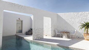 Faos Exclusive Suites
