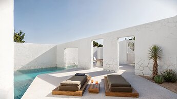 Faos Exclusive Suites