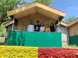 Tirthan Village Huts