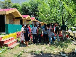 Tirthan Village Huts