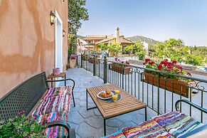 The Heritage Cottage in Doukades