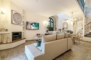 The Heritage Cottage in Doukades