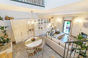 The Heritage Cottage in Doukades