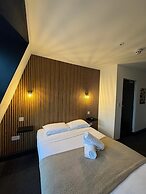 Amsterdam Hotel