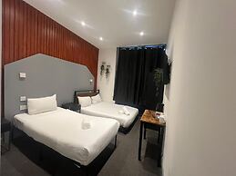 Amsterdam Hotel