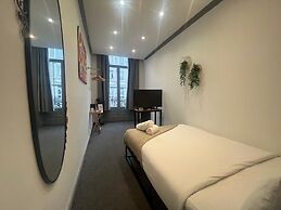 Amsterdam Hotel