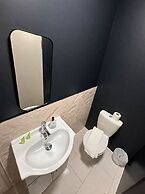 Amsterdam Hotel