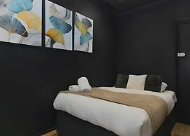 Amsterdam Hotel
