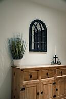 Bv Comfy Basement Apartment At Conditioning House