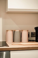 Bv Comfy Basement Apartment At Conditioning House