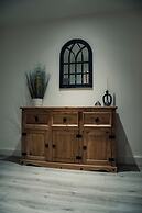 Bv Comfy Basement Apartment At Conditioning House