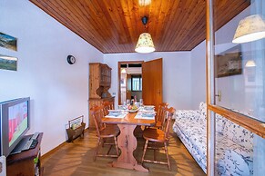 La Tana dello Scoiattolo (Skiing nearby)