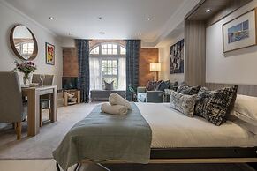 Chocolets - The Kitkat Suite