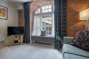 Chocolets - The Kitkat Suite