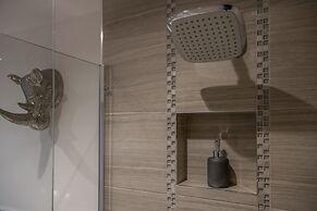 Chocolets - The Kitkat Suite