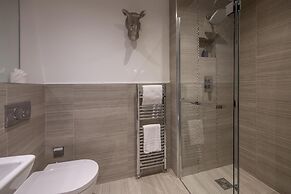 Chocolets - The Kitkat Suite