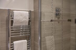 Chocolets - The Kitkat Suite