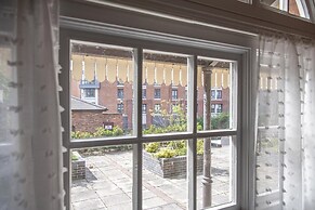 Chocolets - The Kitkat Suite