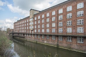 Chocolets - The Kitkat Suite