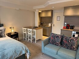 Chocolets - The Kitkat Suite