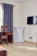 9 ROSES HOTEL