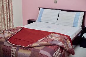 9 ROSES HOTEL