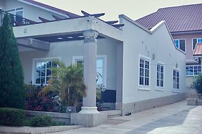9 ROSES HOTEL