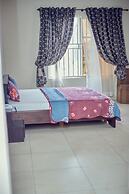 9 ROSES HOTEL