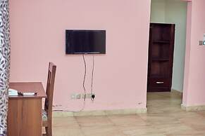 9 ROSES HOTEL