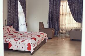 9 ROSES HOTEL