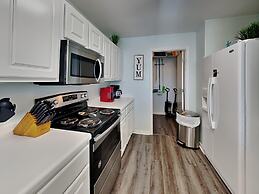 Palm Court Yacht Club #308