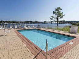 Palm Court Yacht Club #308