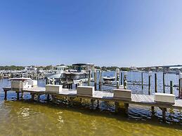 Palm Court Yacht Club #308