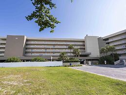 Palm Court Yacht Club #308