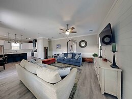 Sunshine Vacation Home