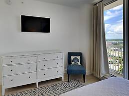 Silver Beach Towers #1404w