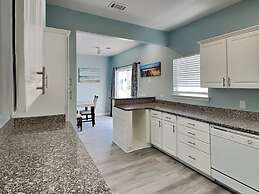 Dominica at Port-o-call