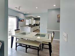 Dominica at Port-o-call