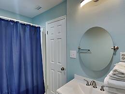 Dominica at Port-o-call