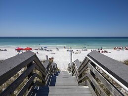 Dominica at Port-o-call