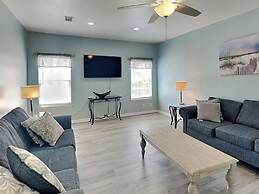 Dominica at Port-o-call