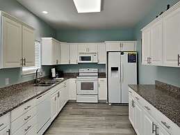 Dominica at Port-o-call