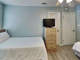 Dominica at Port-o-call