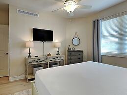 La Salbadora #402c at Lost Key