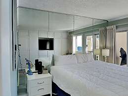 Pinnacle Port by SVR