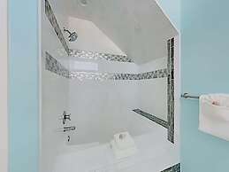 Mural Manor on Ponce