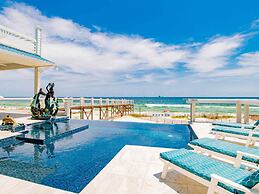 Mural Manor on Ponce