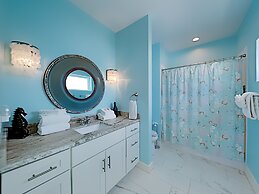 Mural Manor on Ponce