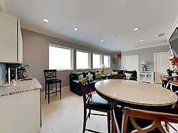 Mural Manor on Ponce