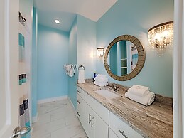 Mural Manor on Ponce